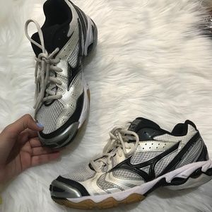 Mizuno Sneakers